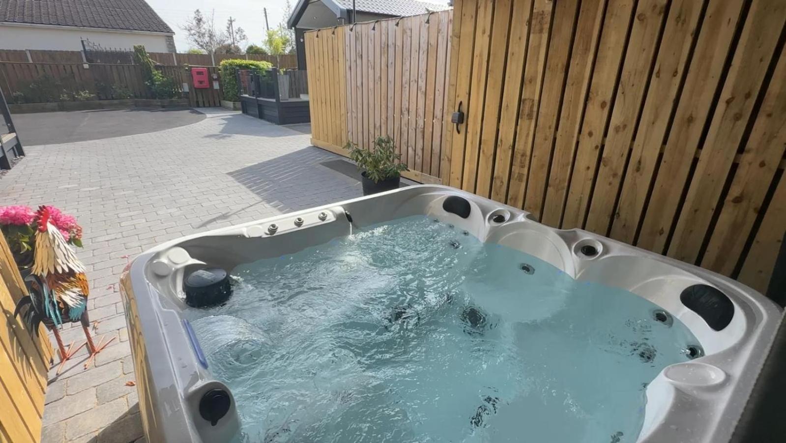 The Pods At Haulfryn Caravan Park Whitford Exterior foto