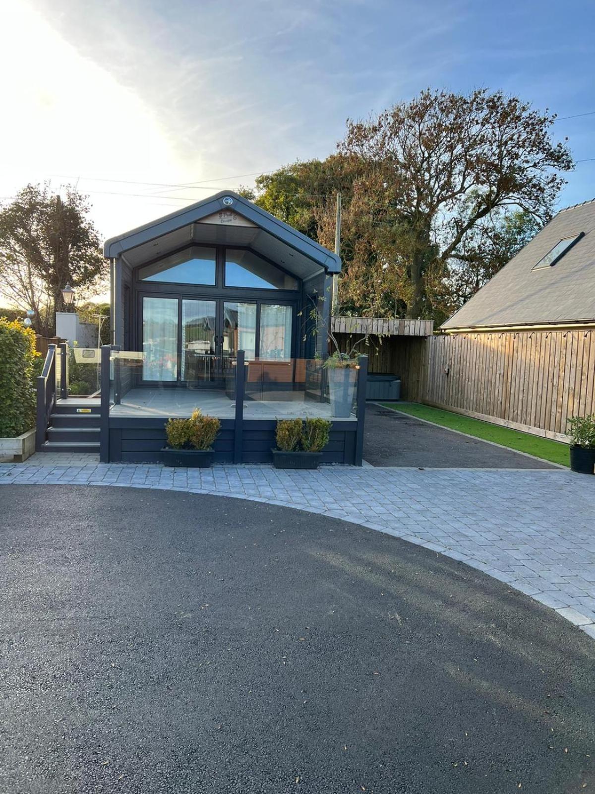 The Pods At Haulfryn Caravan Park Whitford Exterior foto